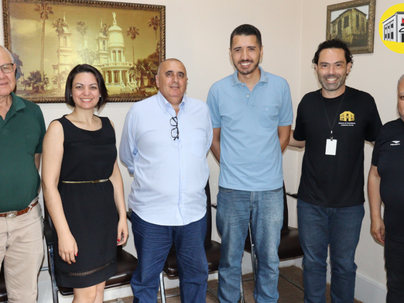 Sindicatos visitam presidente da Câmara, Magaiver Dias.